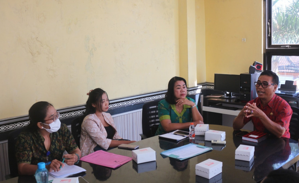 Kegiatan Rapat Koordinasi Kelompok Dashat Kampung KB Desa Dalung